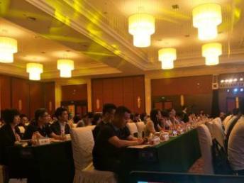 川渝聯動，溝通無界 專業現場會議速記、翻譯與一體化會議服務解決方案